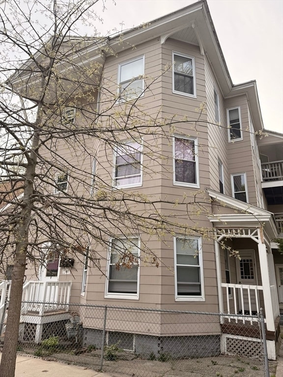 20 Woodbine St in Worcester, MA - Building Photo - Building Photo