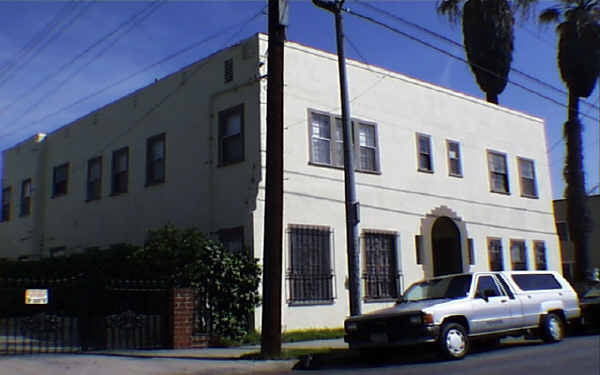 1806-1810 3/4 S New England St in Los Angeles, CA - Foto de edificio