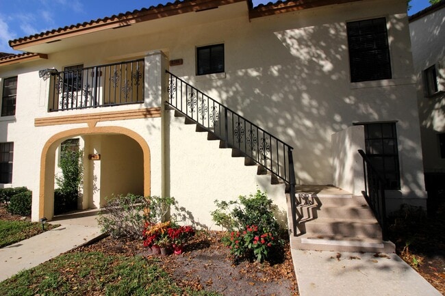 2900 Olivewood Terrace