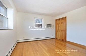 264 Grove St in Newton, MA - Building Photo - Building Photo