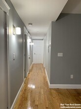 146 Hillside St, Unit 3 in Boston, MA - Building Photo - Building Photo