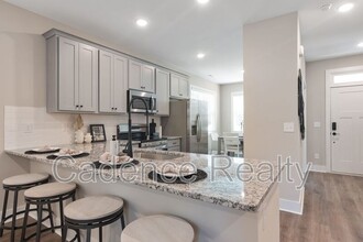 1791 Perimeter Lp in Wilmington, NC - Foto de edificio - Building Photo