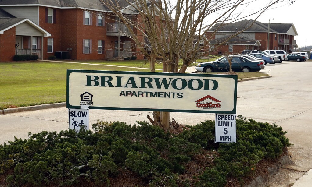Briarwood Estates Apartments in Robertsdale, AL