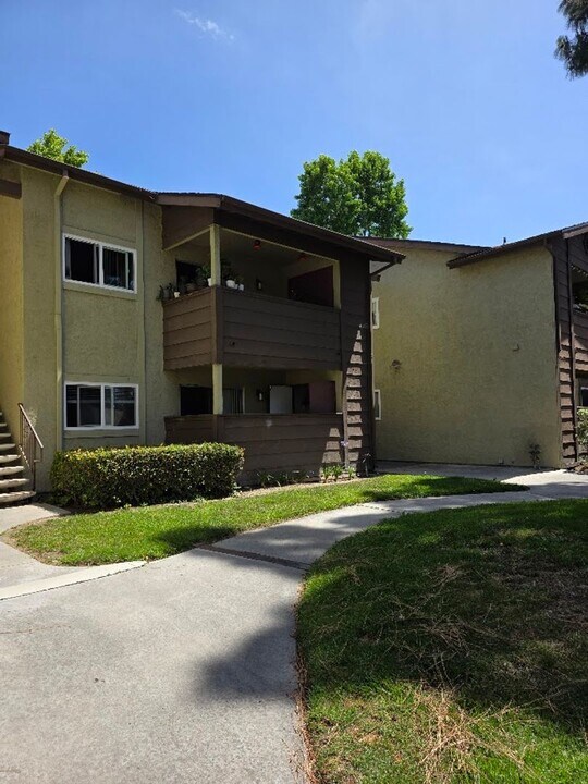 510 Calle Montecito in Oceanside, CA - Building Photo