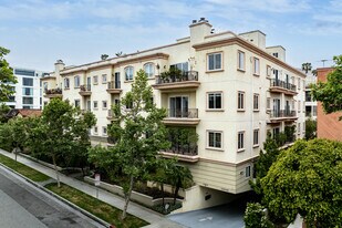 Maple Condos in Beverly Hills, CA - Building Photo