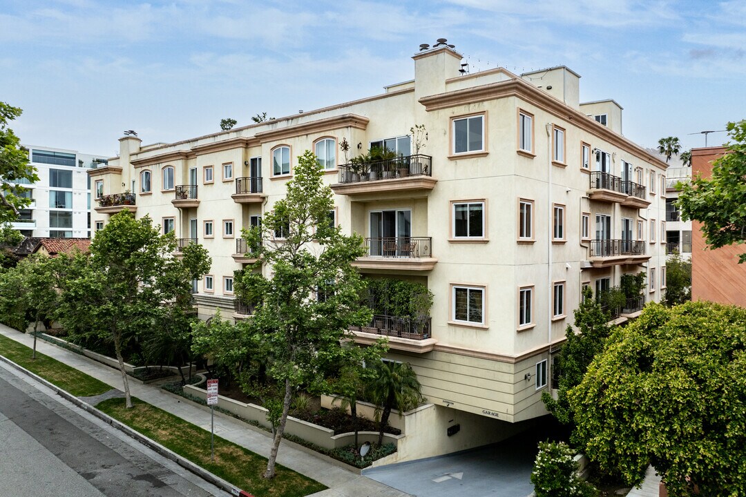 Maple Condos in Beverly Hills, CA - Foto de edificio