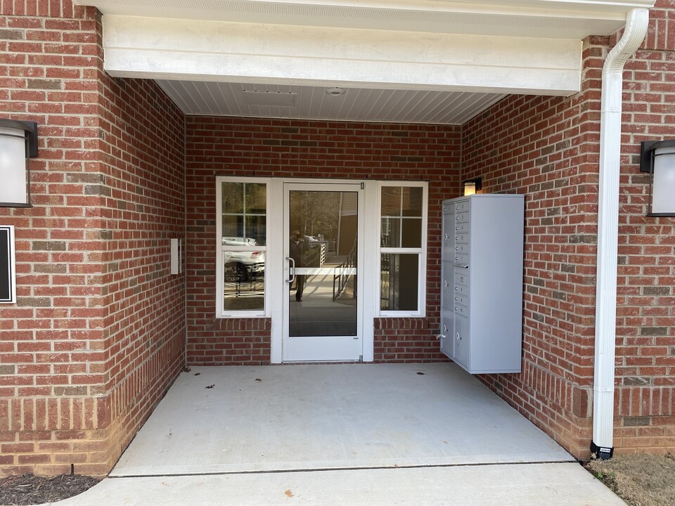 418 Weather Ridge Ln, Unit 418 in Cary, NC - Building Photo