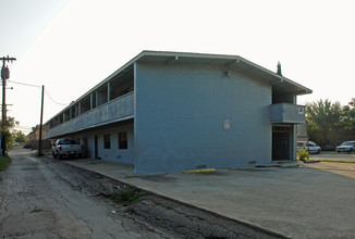 1430 Bennett Ave in Dallas, TX - Building Photo - Building Photo