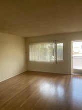 918 W Huntington Dr in Arcadia, CA - Building Photo - Building Photo