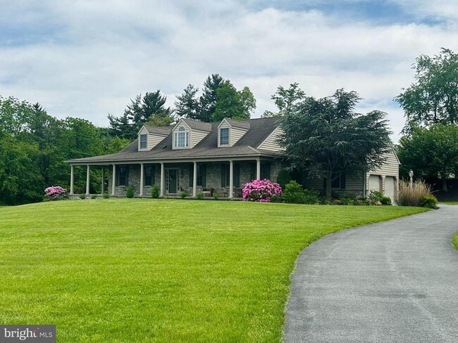 property at 15 Shetland Dr