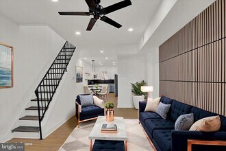 2117 S Alden St in Philadelphia, PA - Building Photo - Building Photo