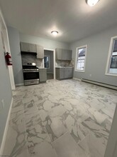 50 High St in Clifton, NJ - Building Photo - Building Photo
