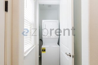 6193 Oberlander Dr in Roseville, CA - Building Photo - Building Photo