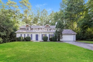 883 Timbervale Ln in Lithonia, GA - Building Photo