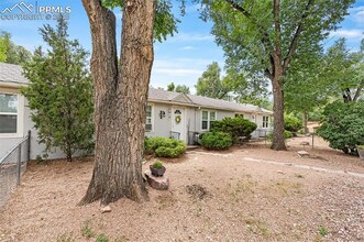 317 W Harrison St in Colorado Springs, CO - Foto de edificio - Building Photo