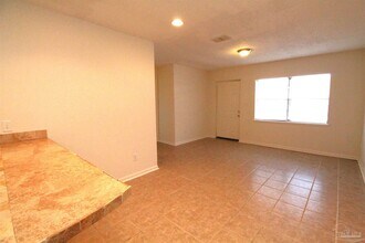4964 W Spencer Field Rd in Pace, FL - Building Photo - Building Photo