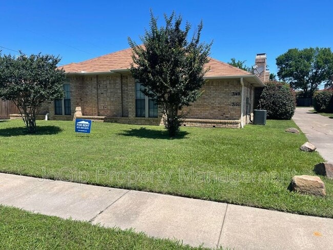 property at 3151 Tudor Ln