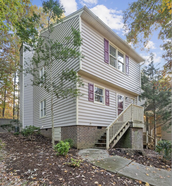 6422 English Oaks Dr in Raleigh, NC - Building Photo