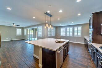 2174 Tortona St in Henderson, NV - Building Photo - Building Photo