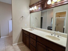 17105 Granite Pl in Edmond, OK - Building Photo - Building Photo