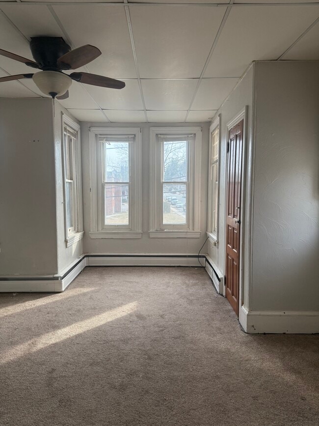 139 Yost Ave, Unit 2 in Spring City, PA - Building Photo - Building Photo