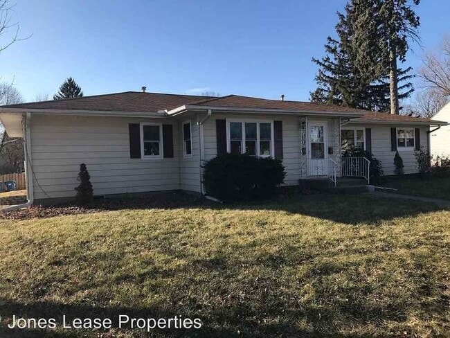 508 12th St, Unit A in Silvis, IL - Building Photo - Building Photo