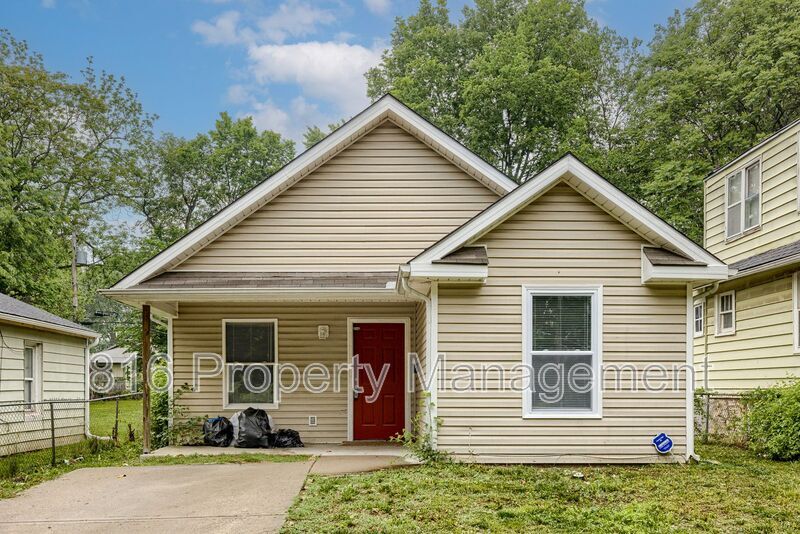 5918 Park Ave in Kansas City, MO - Building Photo