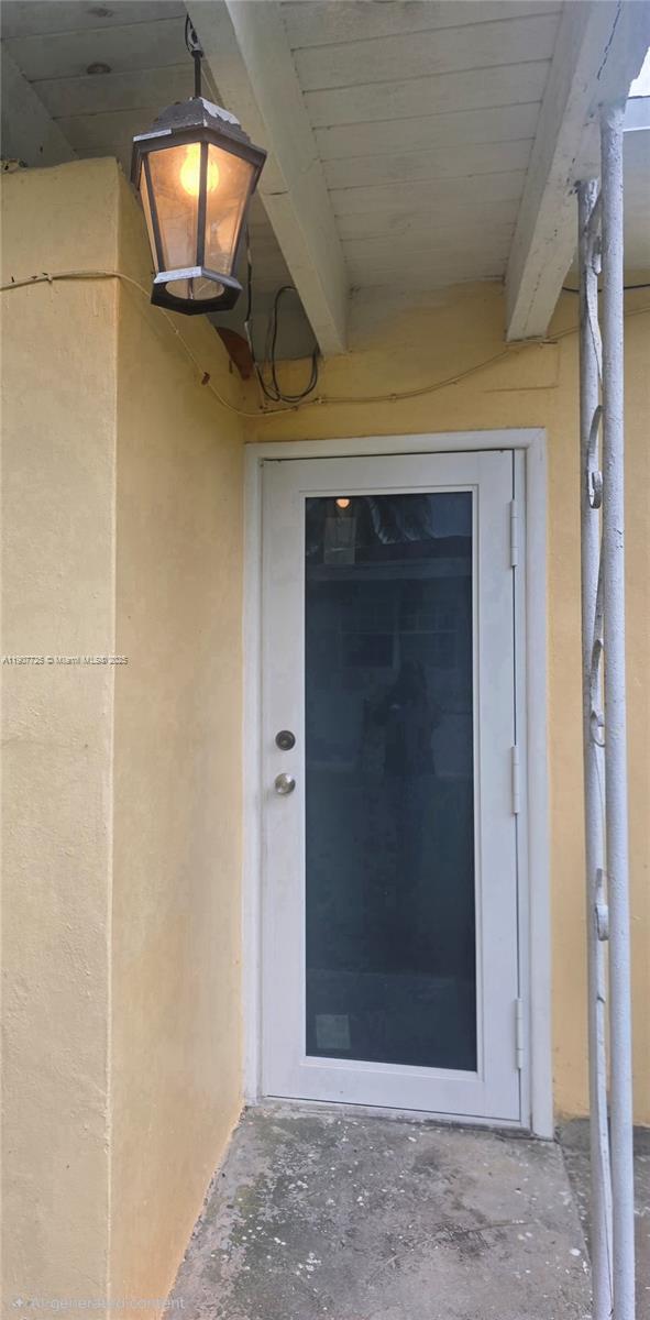 property at 3458 Capri Dr