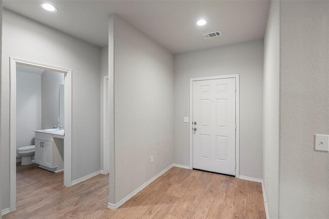 20730 Southern Wds Blvd in Roman Forest, TX - Building Photo - Building Photo
