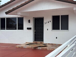 3144 SW 23rd St in Miami, FL - Building Photo - Building Photo