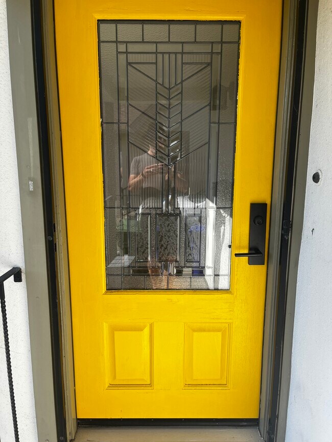 2727 Gaynor Ave in Richmond, CA - Foto de edificio - Building Photo