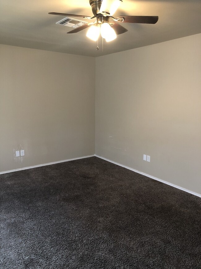 505 E Rice St in Lubbock, TX - Building Photo - Building Photo