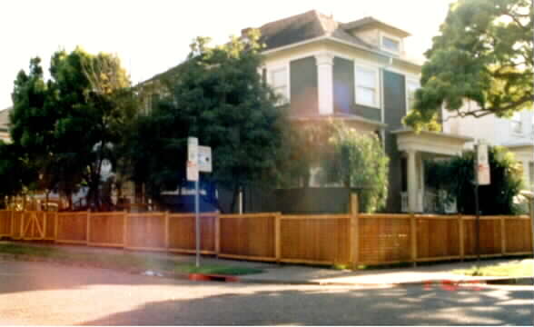 1889 Harmon St in Berkeley, CA - Building Photo - Building Photo