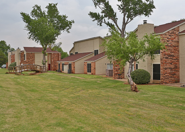 Fountaingate in Wichita Falls, TX - Building Photo - Building Photo