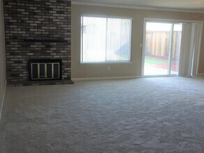 871 Scarlett Pl in Tracy, CA - Foto de edificio - Building Photo