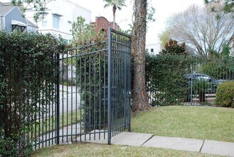 1405 Crocker St-Unit -B in Houston, TX - Building Photo - Building Photo
