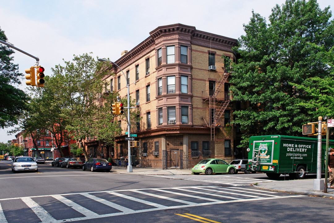 420 6th Ave in Brooklyn, NY - Foto de edificio