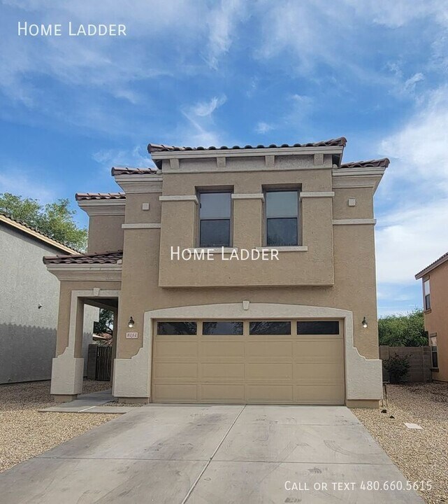 8151 W Carol Ave in Peoria, AZ - Building Photo