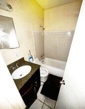 837 NW 10th Terrace in Fort Lauderdale, FL - Building Photo - Building Photo