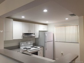 10815 SW 112th Ave-Unit -311 in Miami, FL - Building Photo - Building Photo