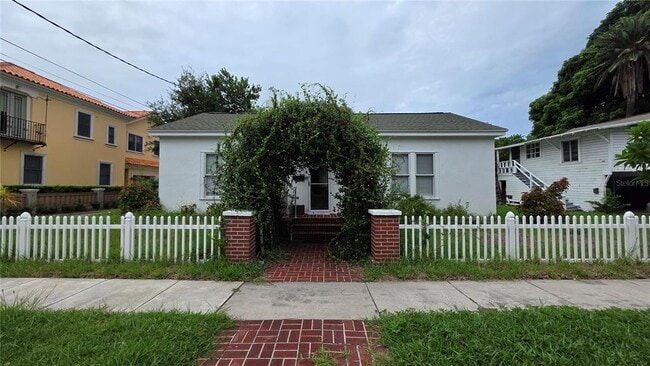 606 Orange Ave