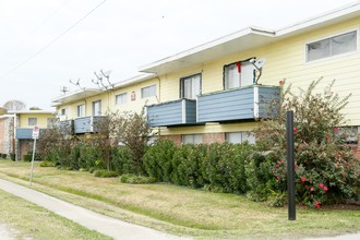 Glenview Apartments in Houston, TX - Building Photo - Building Photo