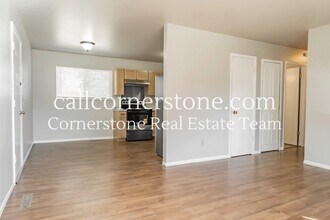 3330 Calaveras Way in Colorado Springs, CO - Building Photo - Building Photo