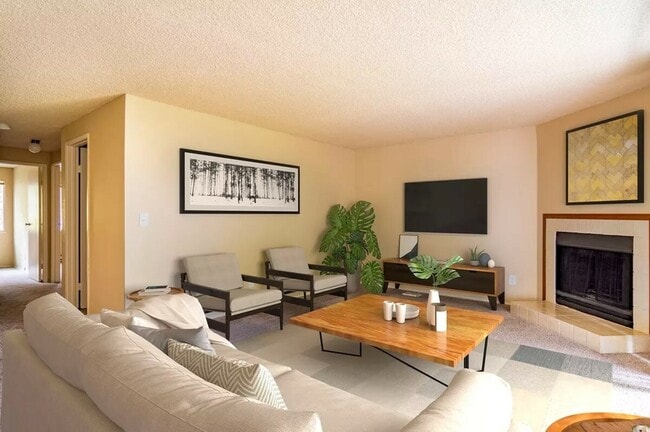 Bennett Properties Inc. DBA Villa Bonita in Kirkland, WA - Building Photo - Building Photo