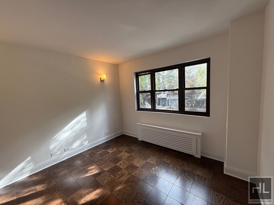 EAST 35 STREET in New York, NY - Foto de edificio