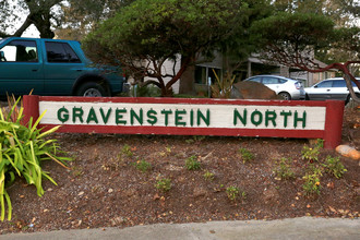 Gravenstein North Apartments in Sebastopol, CA - Building Photo - Building Photo