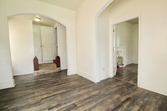 316 N High St in Harrisonburg, VA - Building Photo - Building Photo