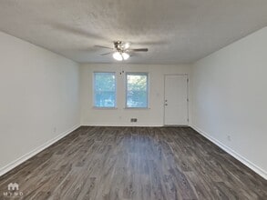 605 Cedar Ave NW in Atlanta, GA - Building Photo - Building Photo