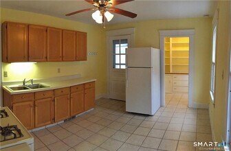 28 Grove St in Thomaston, CT - Building Photo - Building Photo