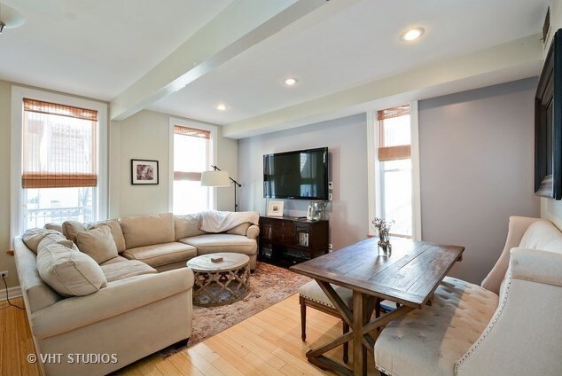 917 N Damen Ave in Chicago, IL - Building Photo - Building Photo